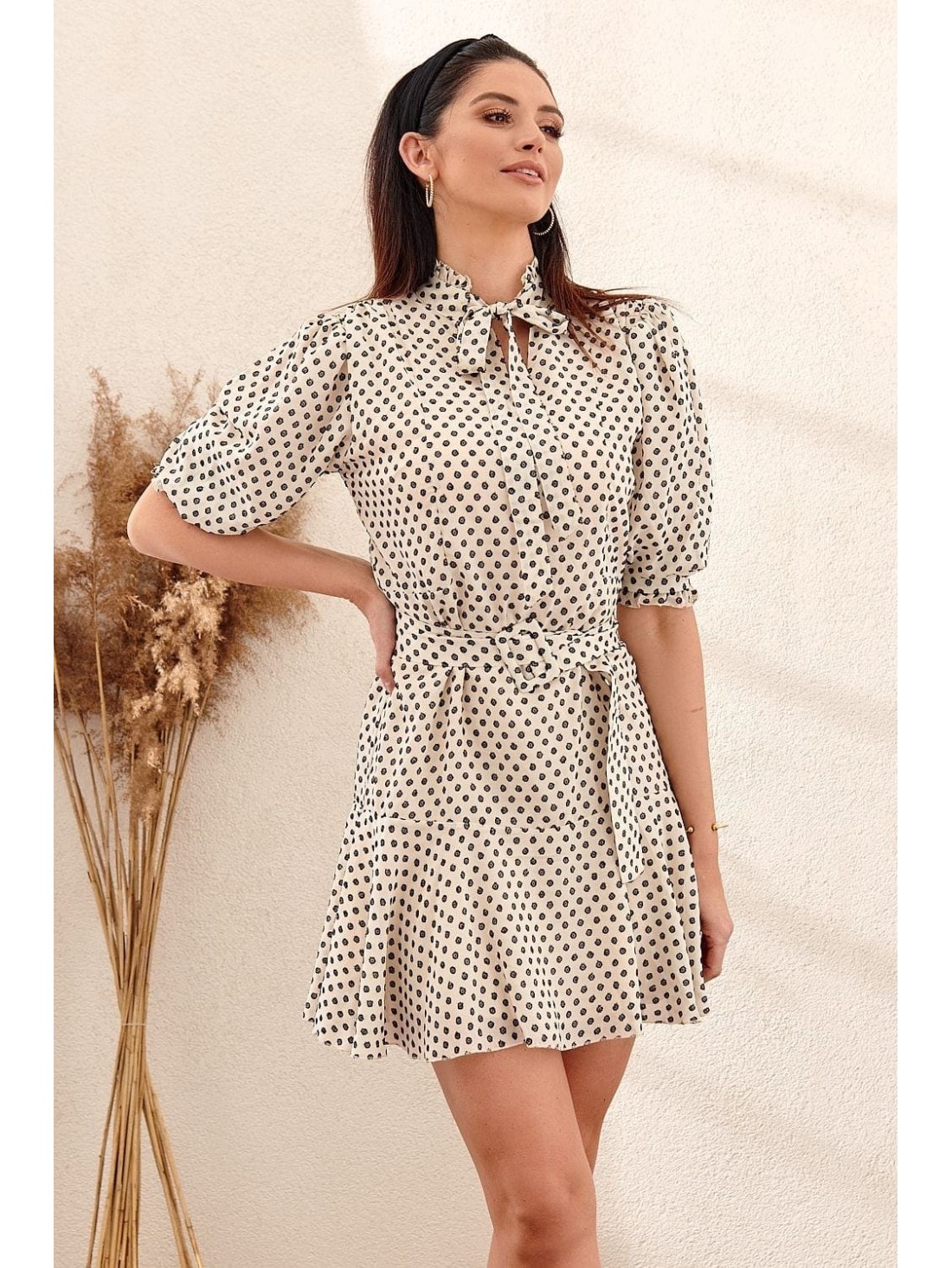 Trapezoidal dress with a belt, light beige PR98628 - Online store - Boutique